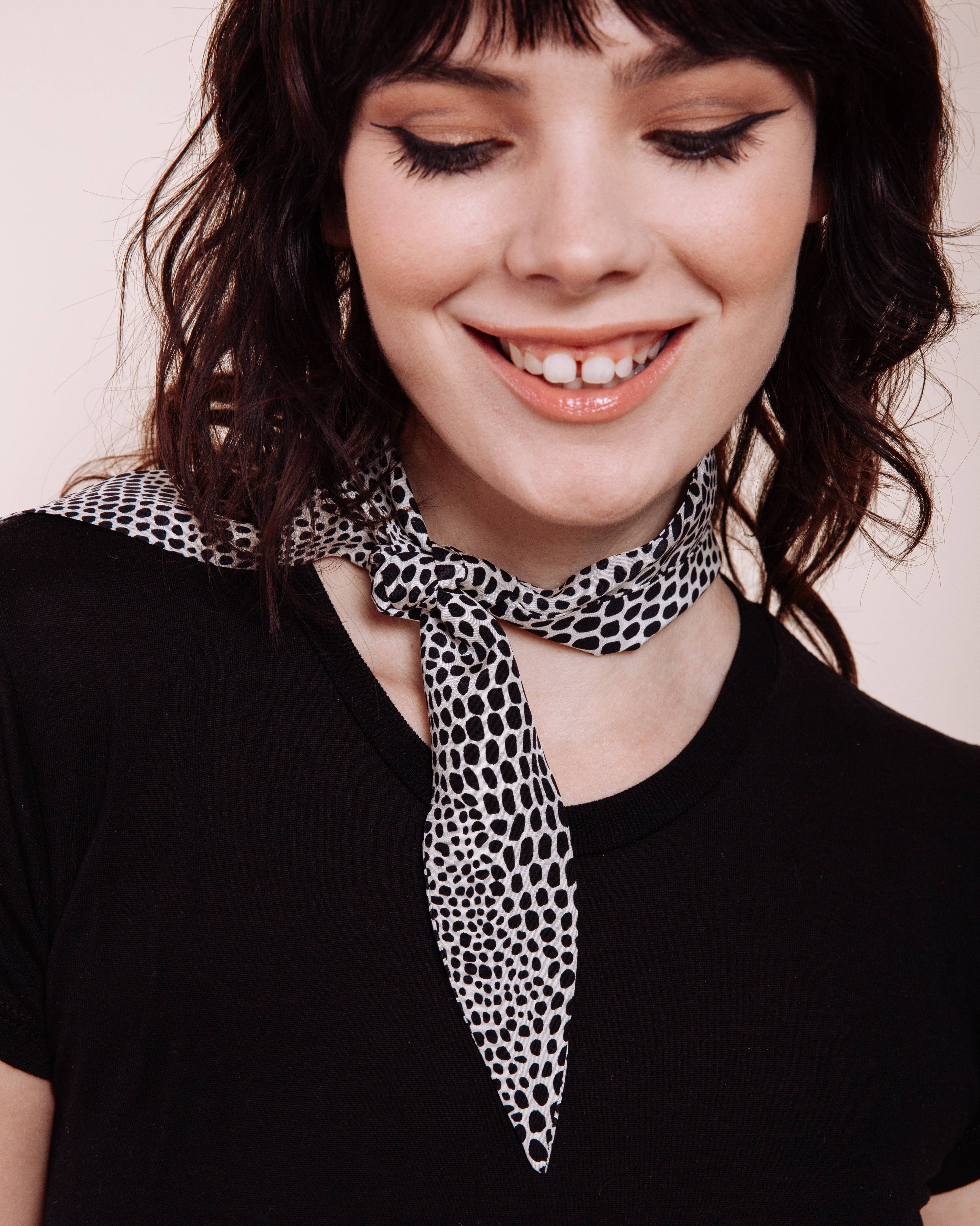 Mon Cherie Scarf Tie
