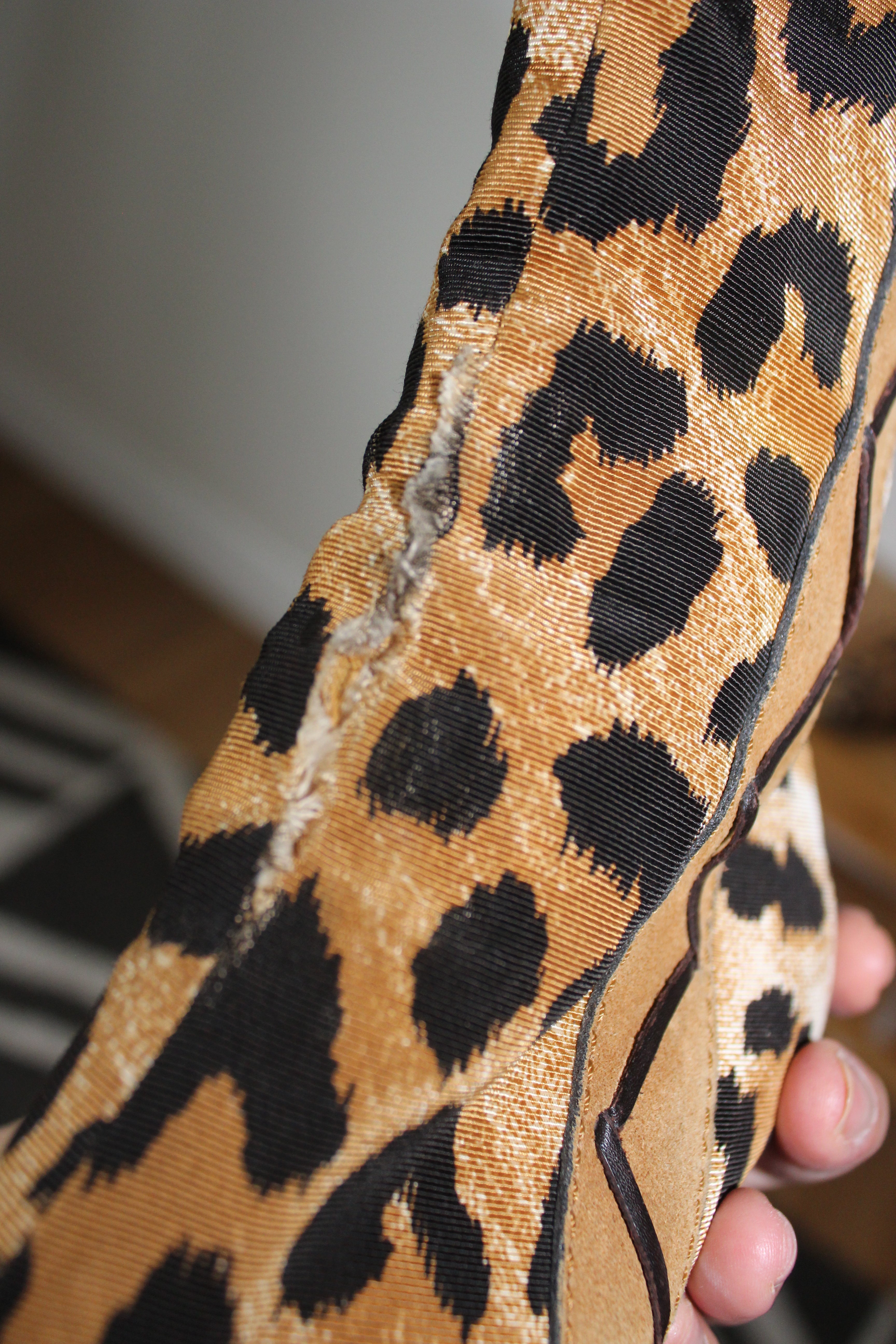 Preloved Cheetah Booties