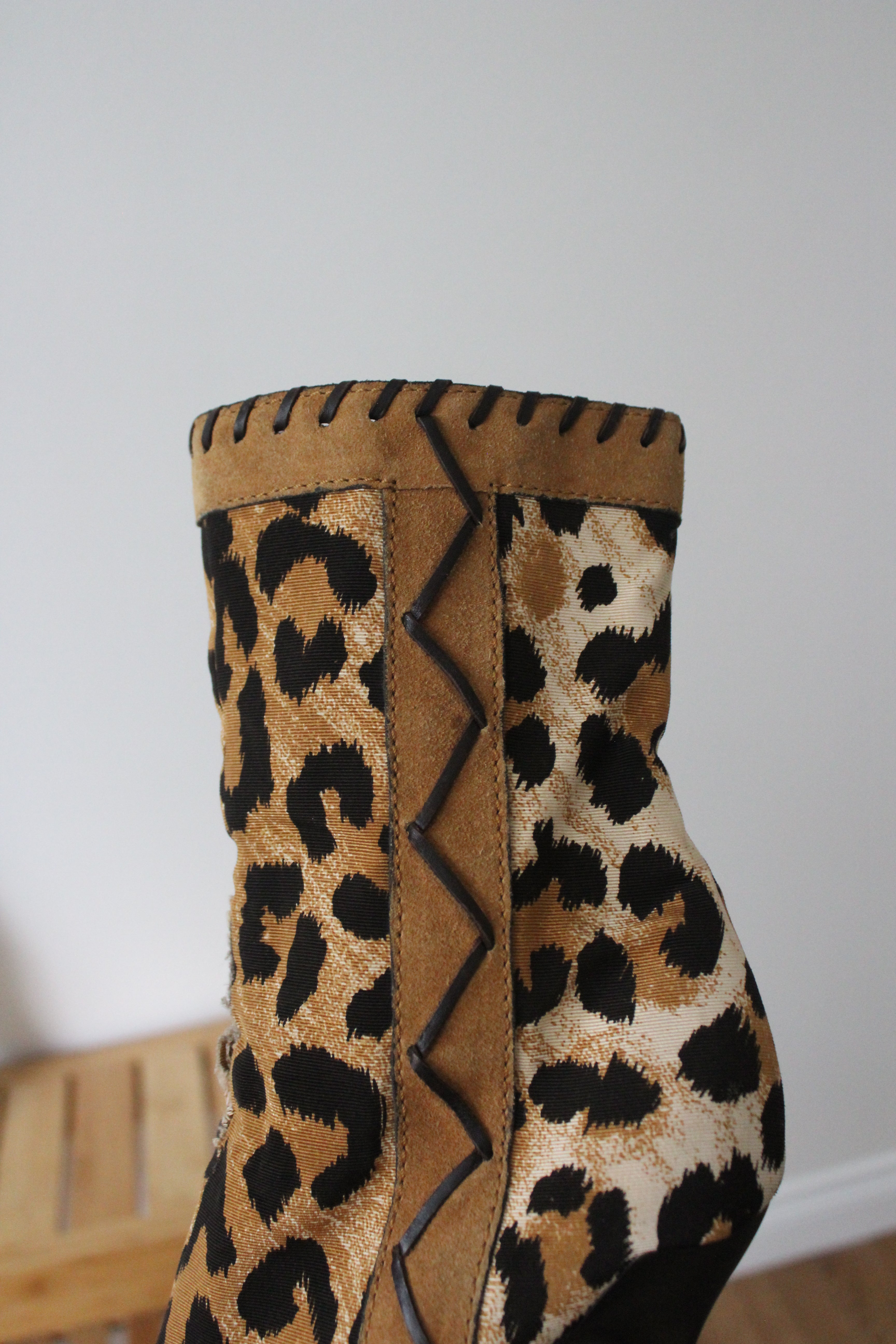 Preloved Cheetah Booties